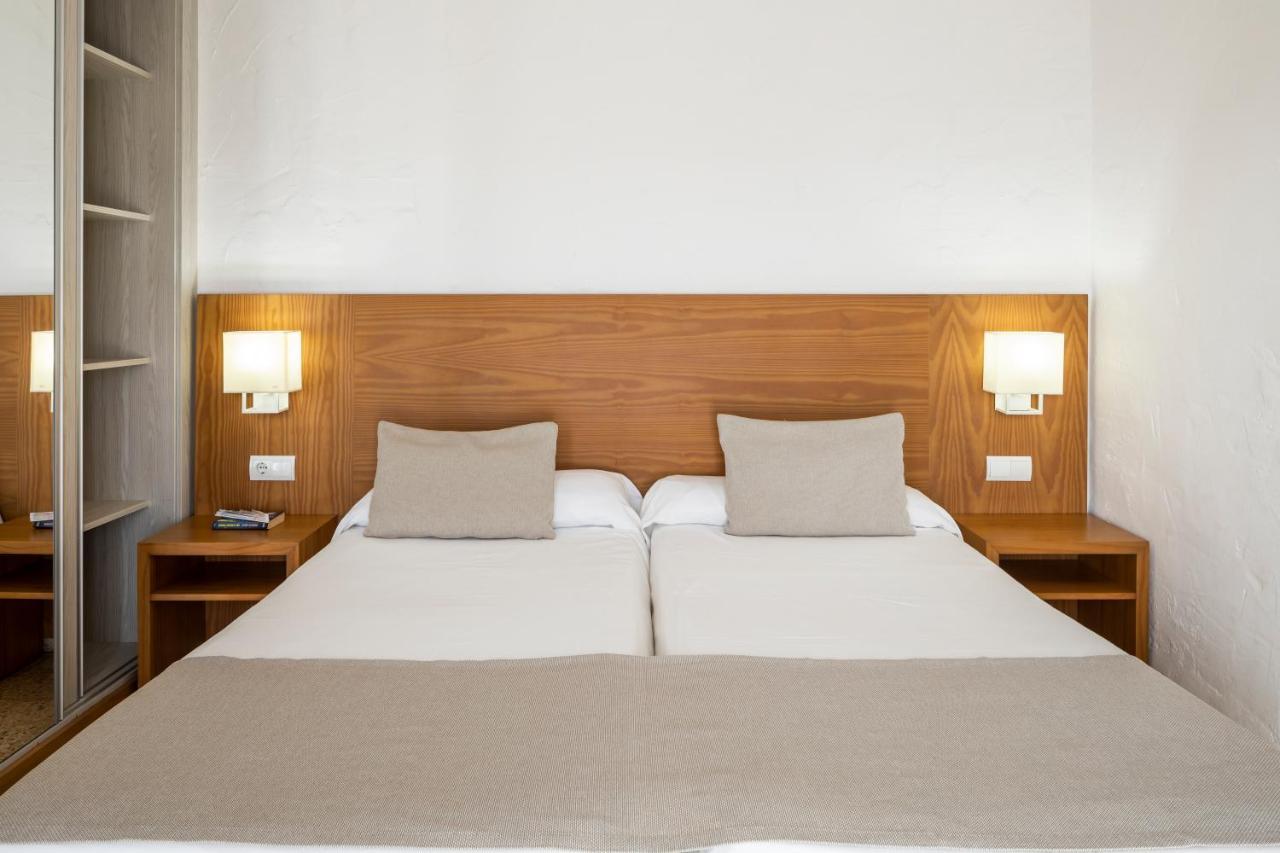 Apartamentos El Moro Sant Antoni de Portmany Extérieur photo
