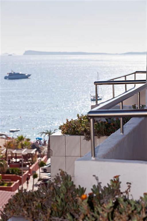 Apartamentos El Moro Sant Antoni de Portmany Chambre photo