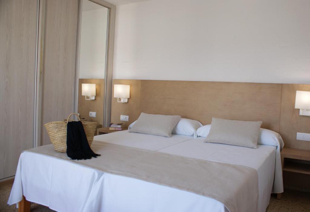 Apartamentos El Moro Sant Antoni de Portmany Extérieur photo