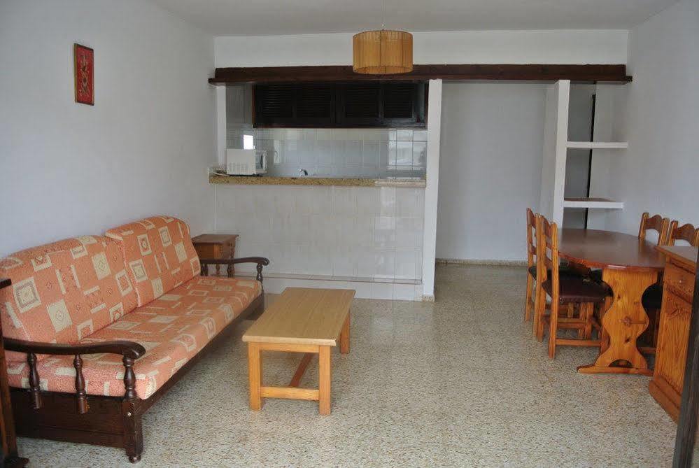 Apartamentos El Moro Sant Antoni de Portmany Extérieur photo